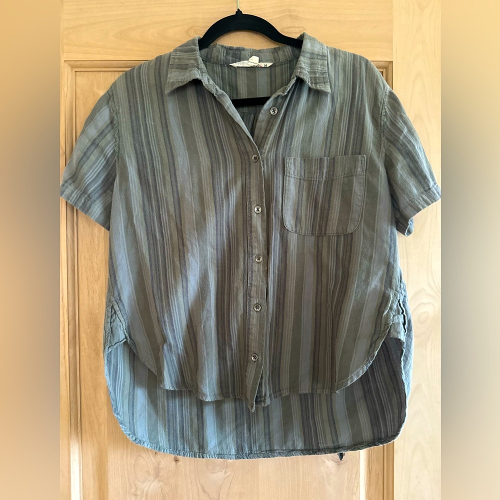 Striped button up short sleeve 100% cotton top